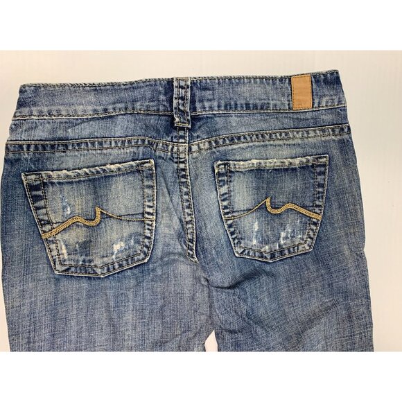 Maurices Juniors Size 5 6 Short Jeans Jenna Bootcut Blue Denim Distressed Hem We - Picture 3 of 8